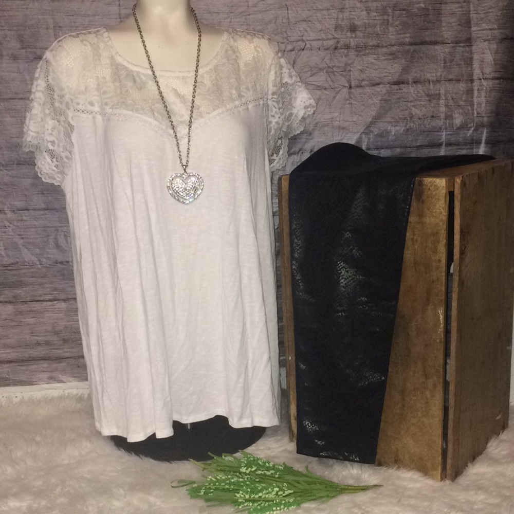 Torrid Super Soft Knit White Top With Lace Detail
